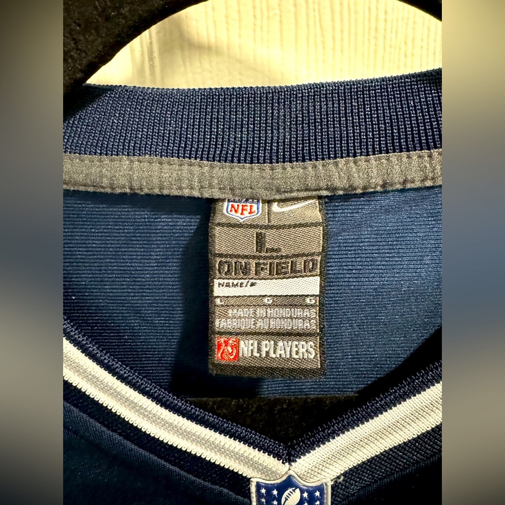 EUC Nike Boys' Retro Dallas Cowboys Dez Bryant #88 Jersey. Size L. - Picture 3 of 5